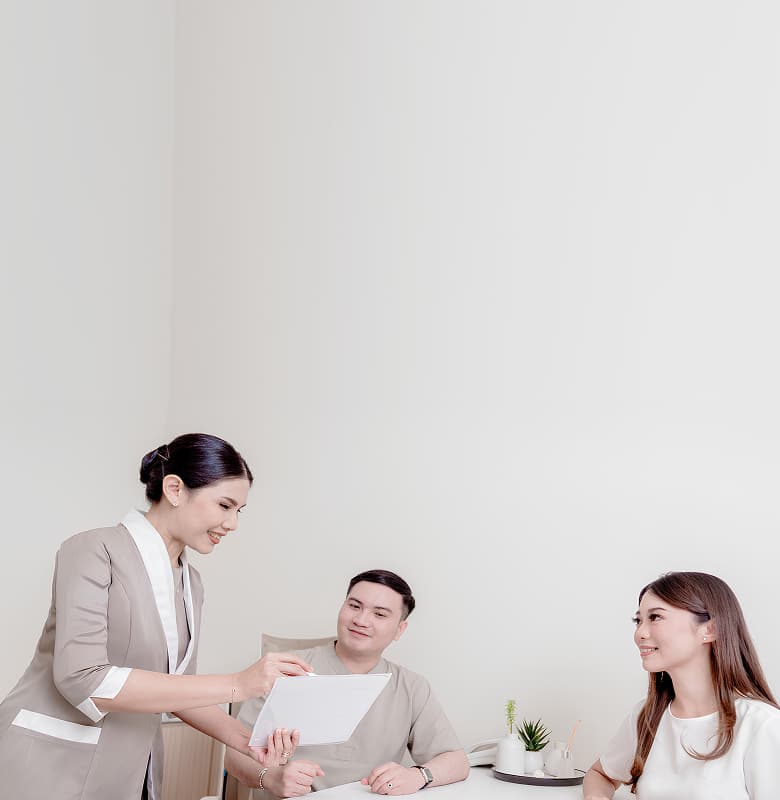 Expert-Led Aesthetic Care,<br /> Tailored for Your Timeless Beauty