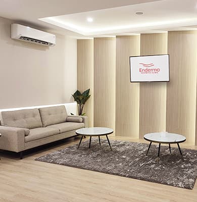 Expert-Led Aesthetic Care,<br /> Tailored for Your Timeless Beauty