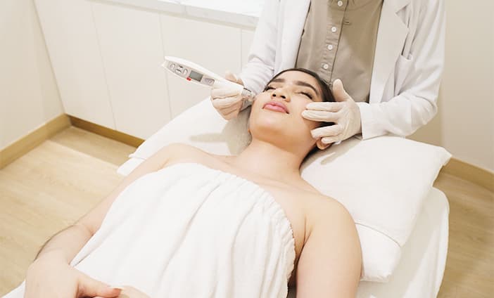 Rekomendasi 4 Treatment Wajah Terbaik untuk Mengencangkan & Menghaluskan Kulit